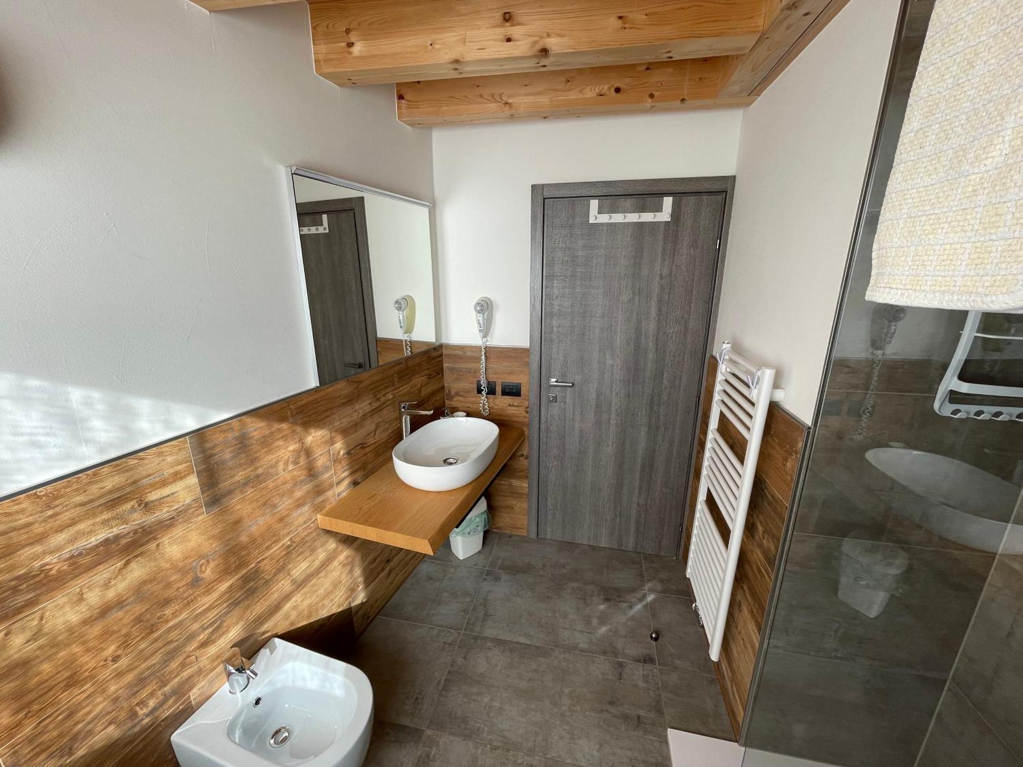 Tilde Apartment Tesero Luaran gambar